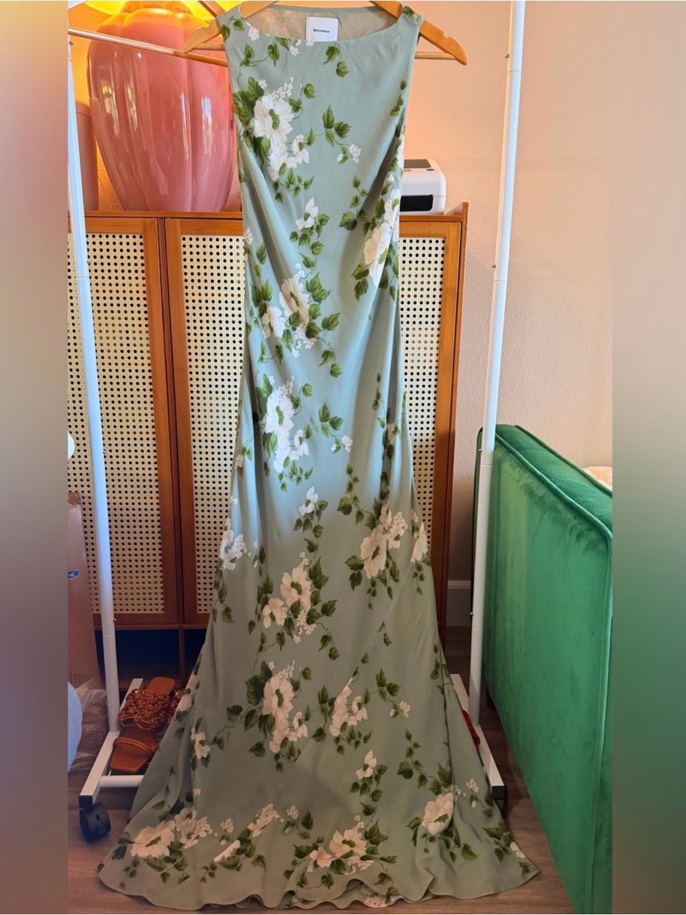 Reformation Prescott Dress In Greenery, NEW WITHOUT TAGS, NEVER WORN. - Picture 6 of 7